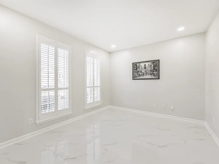 2315 Bending Spring Dr — Photo 23