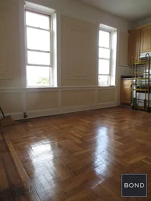 Rented by Bond New York | media 25