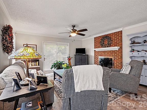 5th image of 8427 Coulwood Oak Ln