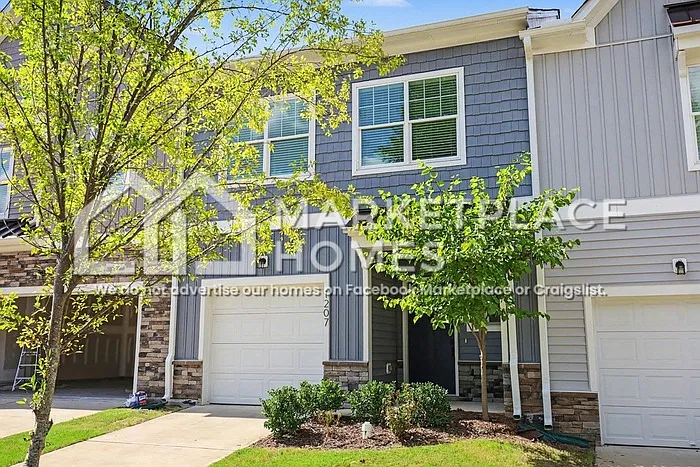 3 bed, 2.5 bath, 1892 sqft, $2,109 — Photo 3