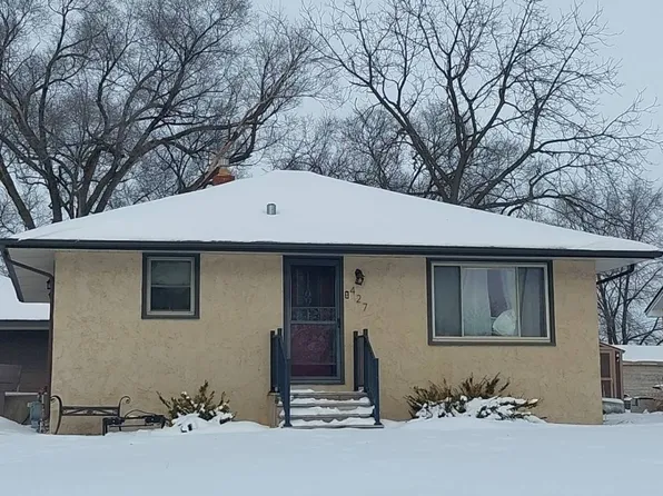 427 Western Ln, Anoka, MN 55303