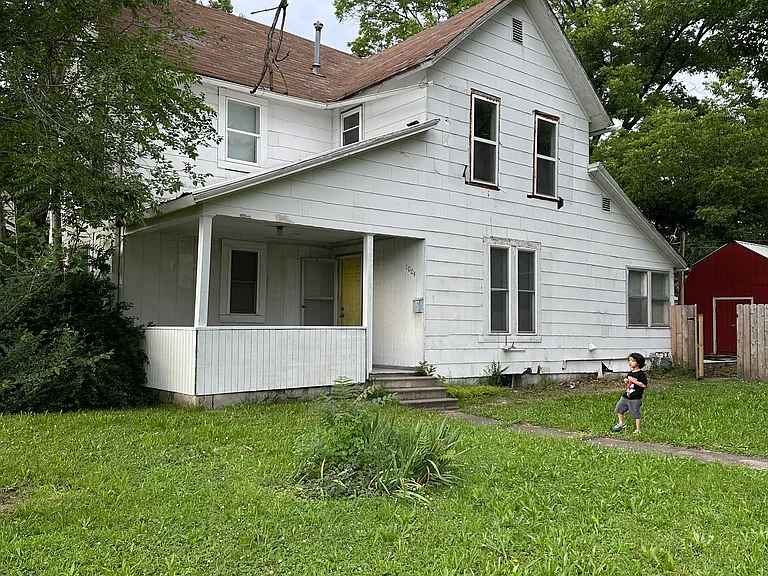 1004 Mechanic St — Photo 1