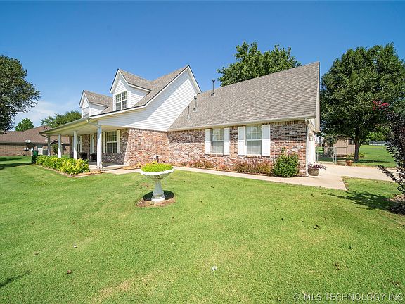4th image of 9295 S 258th East Ave