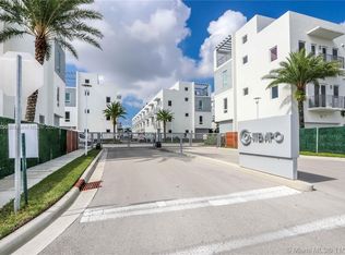 9117 NW 33rd St, Doral, FL 33172