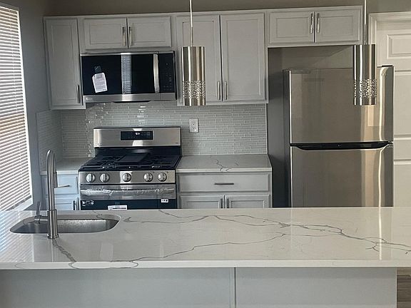 3rd image of 151-05 136th Ave Floor 2