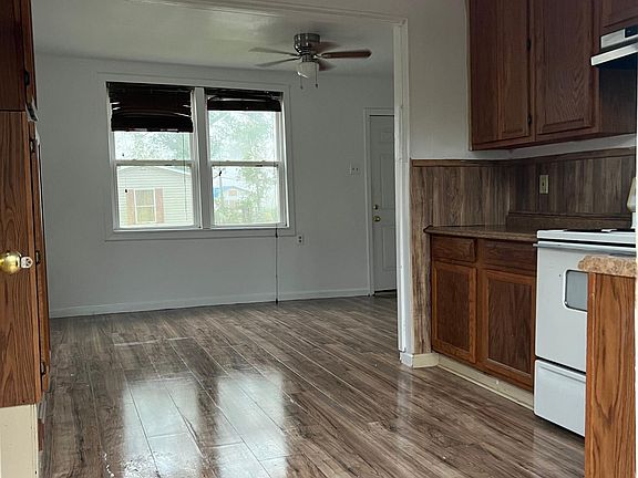 3rd image of 332 Post St #332
