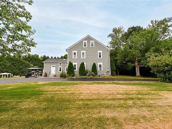 4th image of 195 Town Farm Rd