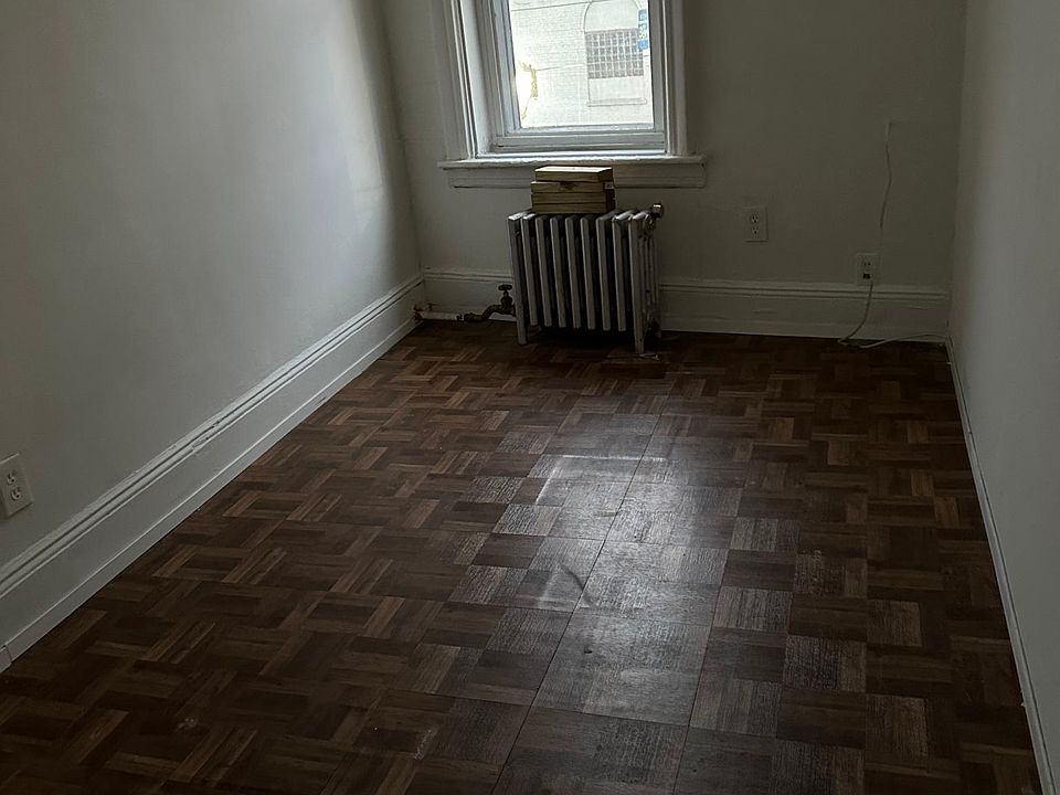 1st image of 997 McLean Ave #2