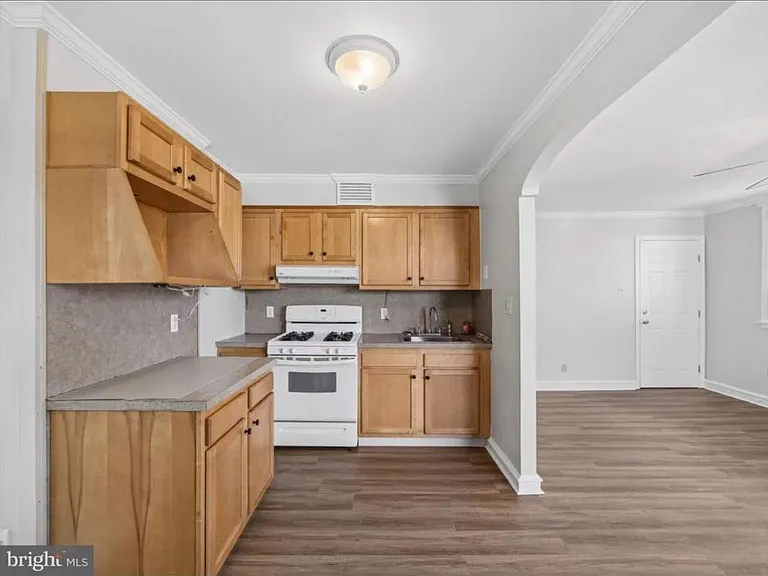 722X Barnard St #1 — Photo 9