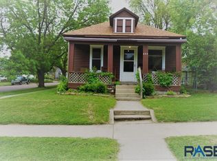 850 W 8th St, Sioux Falls, SD 57104