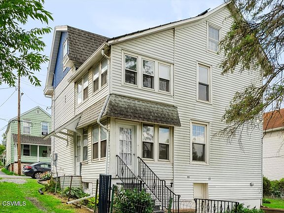3rd image of 221 Walnut St