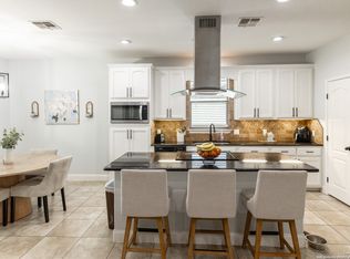 1038 Avenue H, Poteet, TX 78065