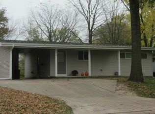 2810 Walnut St, Cedar Falls, IA 50613