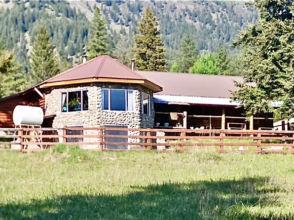 74 View Point Ln, Trout Creek, MT 59874