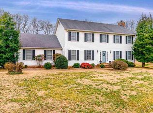 145 Fox Run Cir, Bowling Green, KY 42104