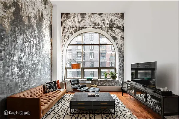 Rented by Douglas Elliman | media 19