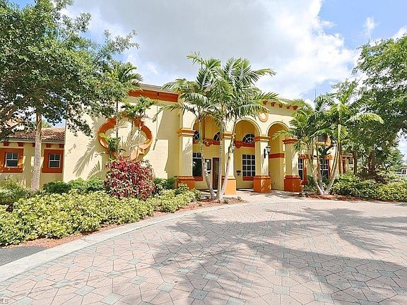 2nd image of 7905 Preserve Circle 123 212 224 #415-116-11