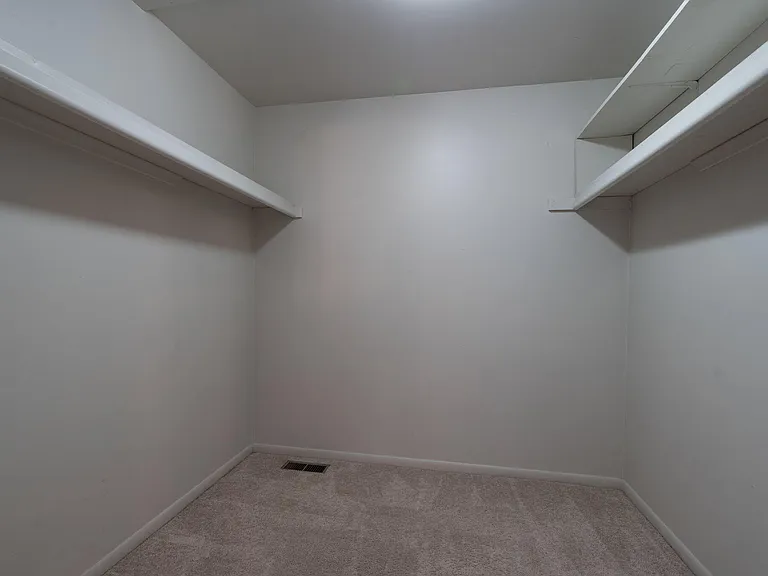 707 Rutgers Rd — Photo 28