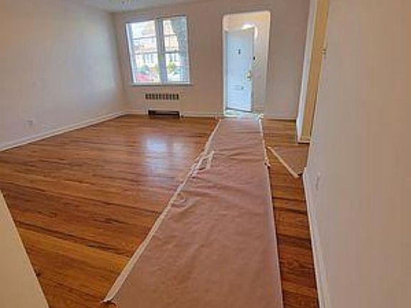 3rd image of 20912 34th Ave Floor 1