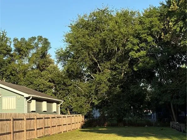 1335 Flood St, New Orleans, LA 70117