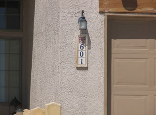 601 8th St NE, Rio Rancho, NM 87124