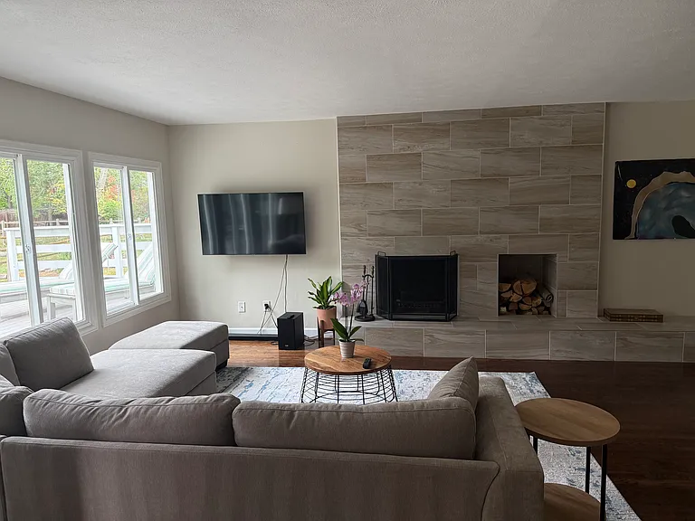 4556 Apple Way — Photo 7
