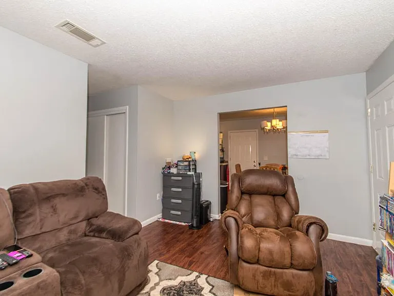 122 Briarwood Dr — Photo 20