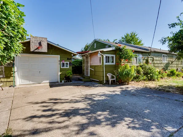 808 Water St, Springfield, OR 97477