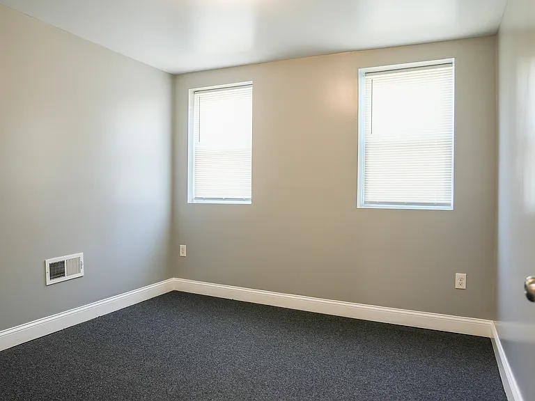 503 Wyeth St — Photo 11
