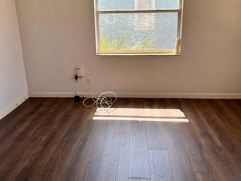 1651 13th Ave S — Photo 10