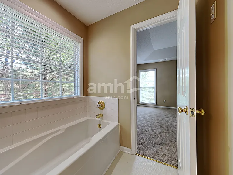4465 Greenfield Way Dr — Photo 16