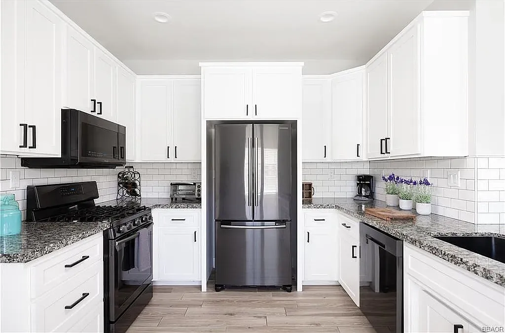 1 bed, 785 sqft, $1,700 — Photo 1