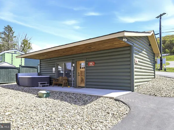 18 Lakeside Village Ln, Mc Henry, MD 21541