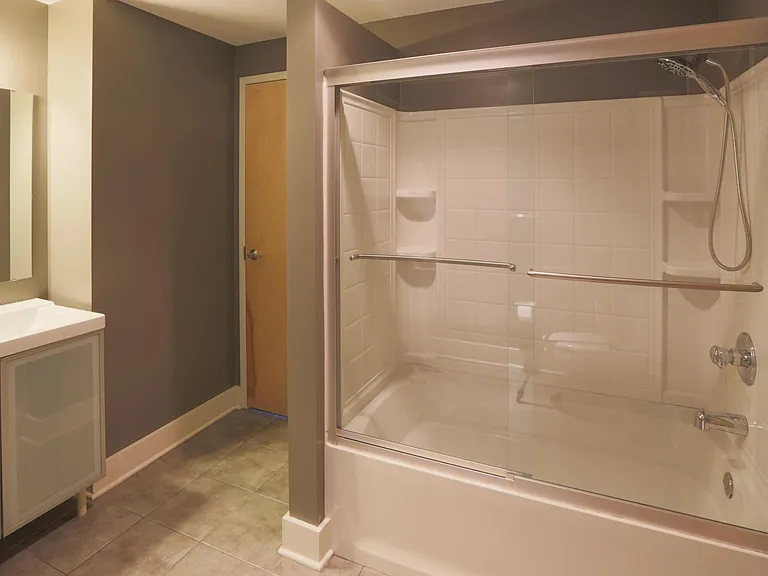 150 E Main St #403 — Photo 12