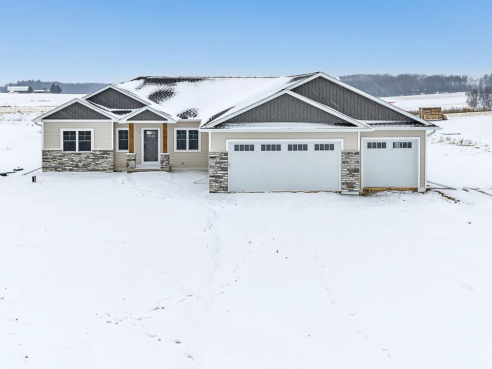 1st image of 3772 Evelyn Rose Ln