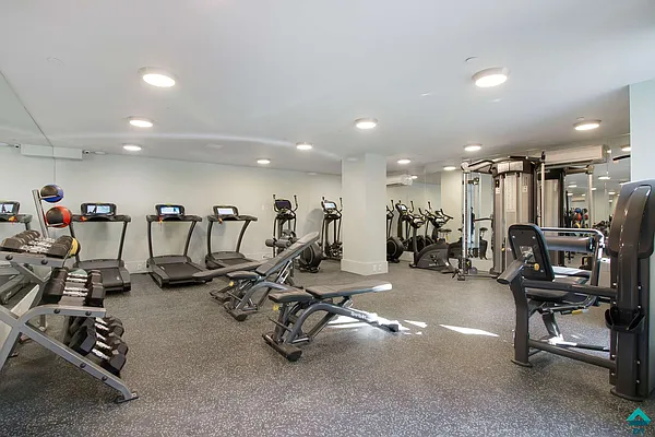 Rented by EXR | media 35