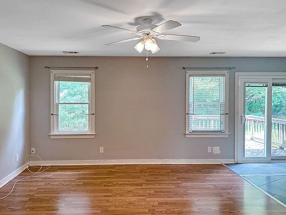 3rd image of 8048 Mike Mundie Ln