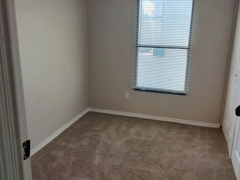 Welcome to Route 66 Apartments in Albuquerque, NM — Photo 10