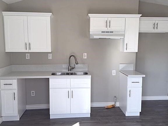 3rd image of 4017 Portola Ave