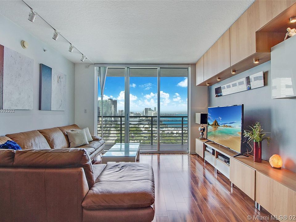 1st image of 325 Biscayne Blvd APT 3122