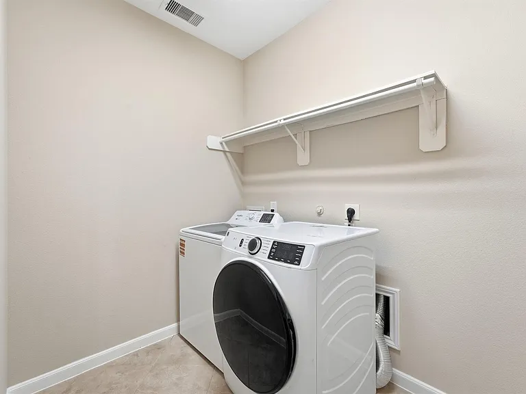 5507 Opal Cove Ct — Photo 34