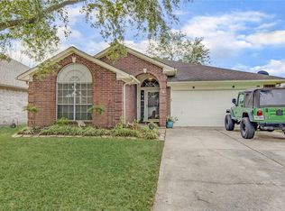 5001 Parkcrest Dr, La Porte, TX 77571