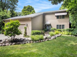 8089 S Scenic Dr, Montague, MI 49437