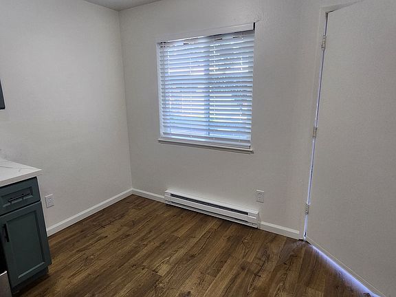 front door / kitchen area