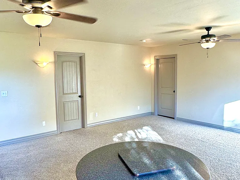 4032 E Mount Airey Dr — Photo 6