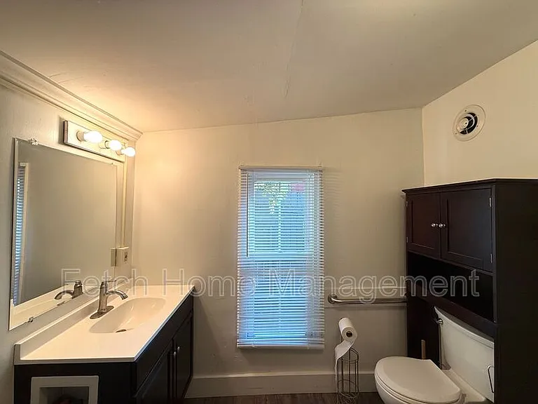 138 Coral St — Photo 10