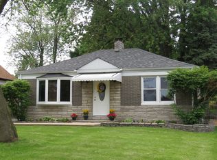 4032 N Washington St, Westmont, IL