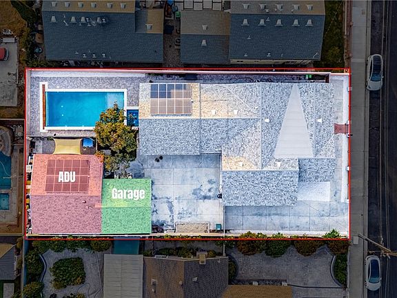 3rd image of 11432 Elizabeth St