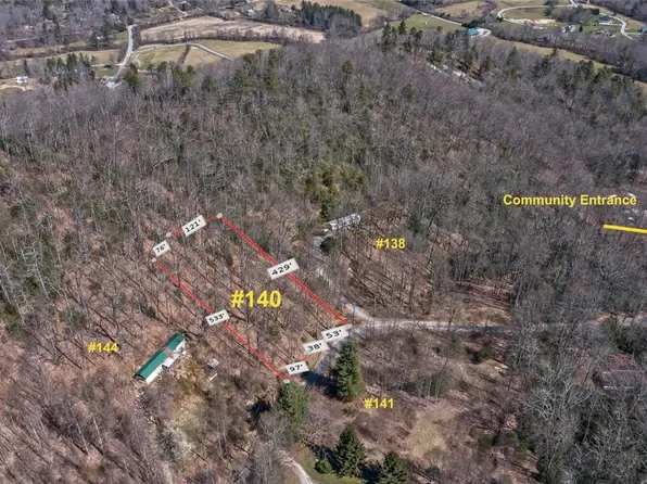 140 Bear Rock Rd, Hendersonville, NC 28739