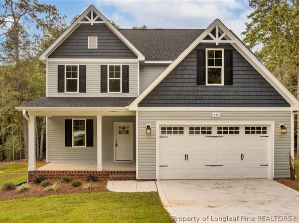 533 Walking Ln, Fayetteville, NC 28311